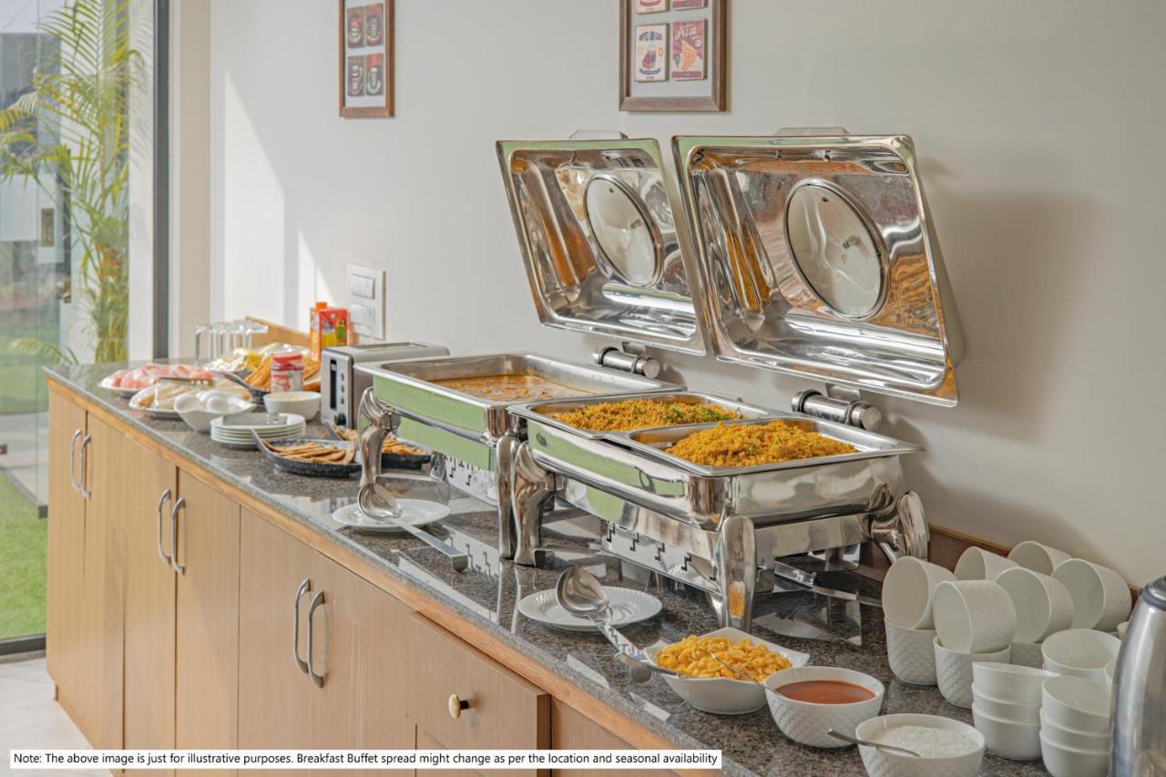 Treebo Premium Blue Mountain Country Club And Resort 실리구리 외부 사진