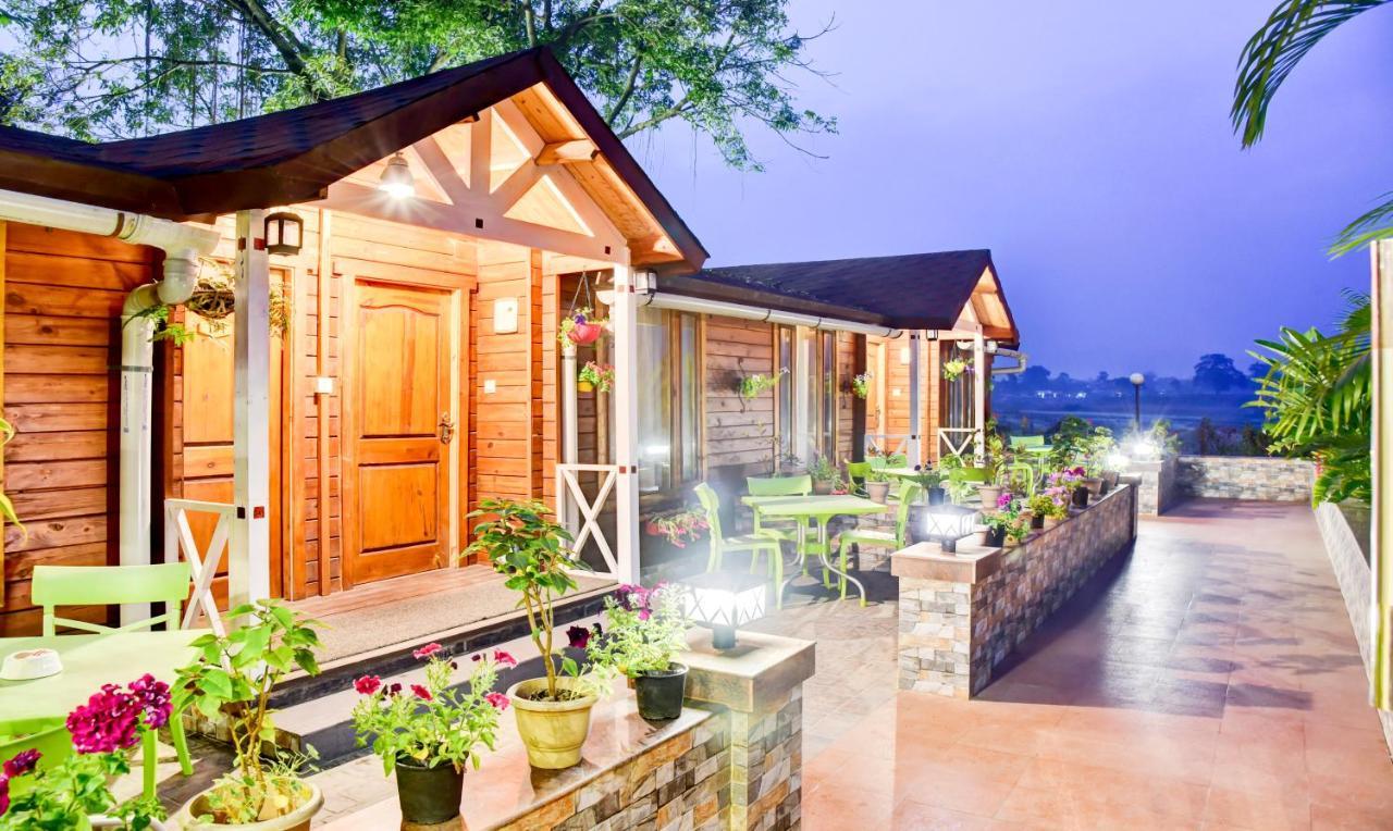 Treebo Premium Blue Mountain Country Club And Resort 실리구리 외부 사진